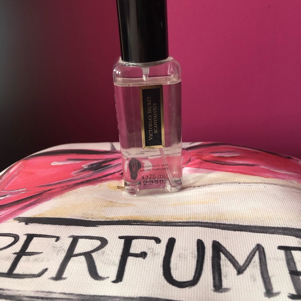 Victoria Secret Scandalous spray